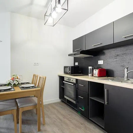 La Fabrega - A Apartment *