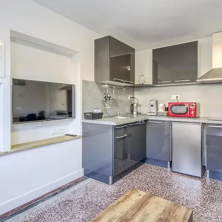 La Fabrega - A Apartment